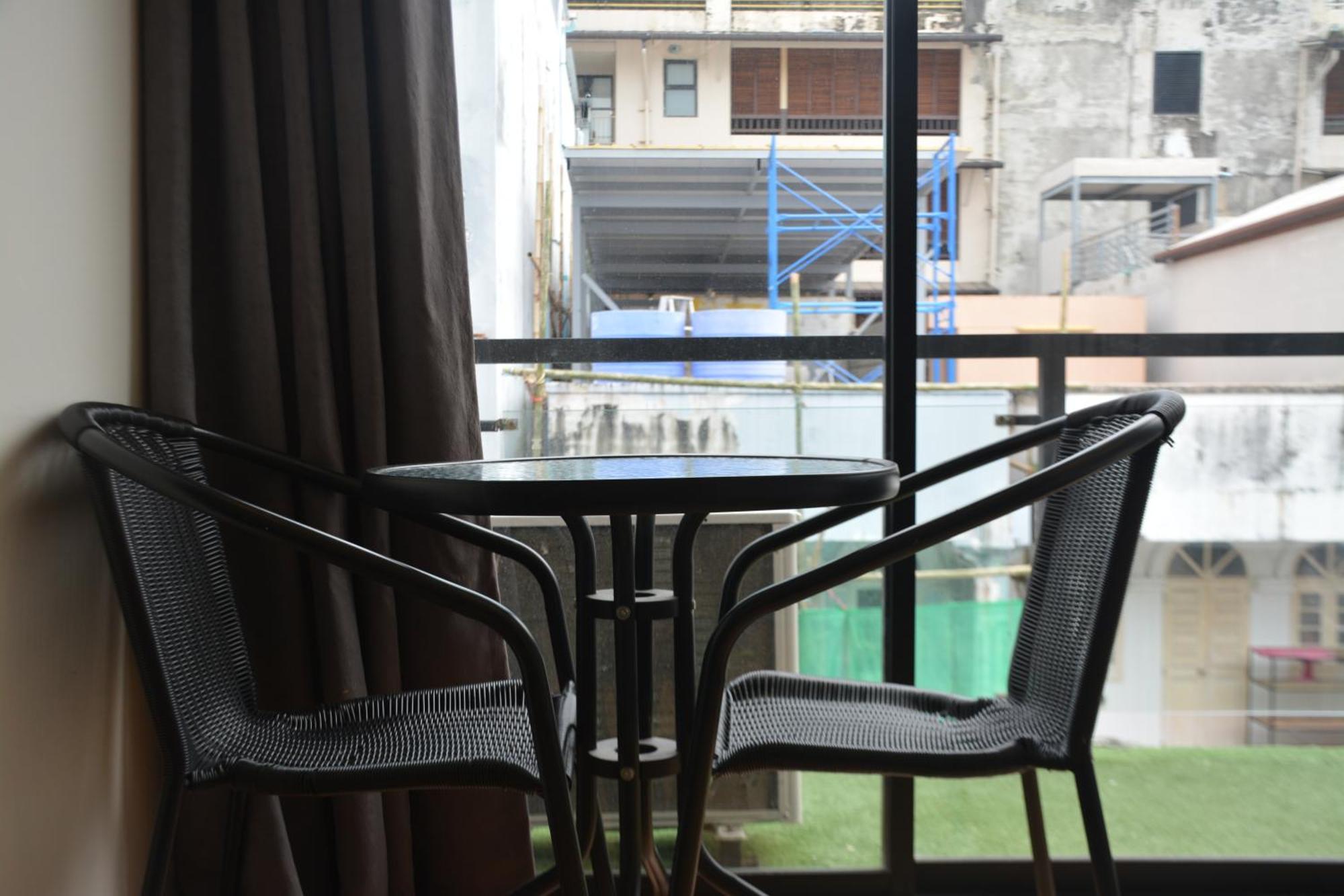 Beachwalk Hotel Patong Exterior photo